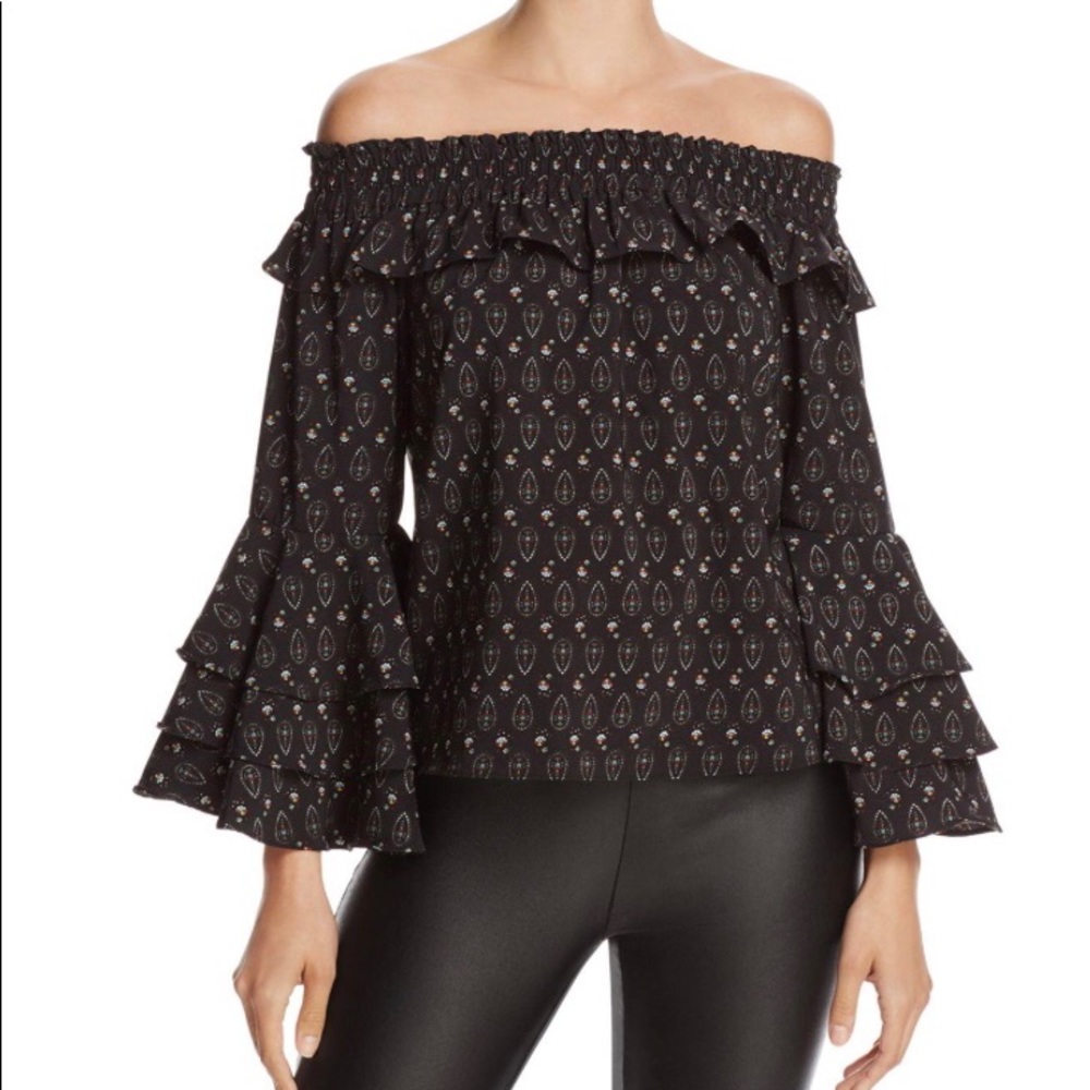 ❌SOLD❌ Misa Black Off the Shoulder Top
